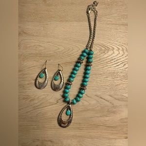 Beautiful Brighton Necklace &Earrings set